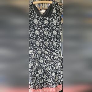 Max Studio Black and White Sleeveless V-Neck Sundress